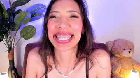 Miss Veronica online show from April 2026 02:02:02 PM