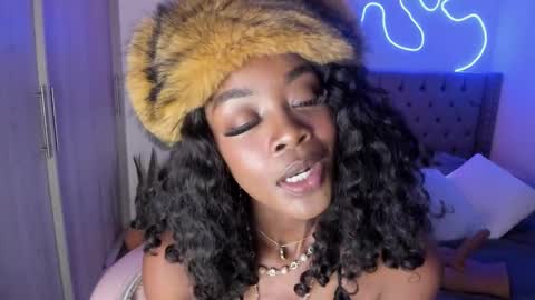 Tay Tay Independent Model   online show from January 2025 07:15:02 AM