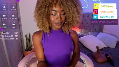 Tay Tay Independent Model   online show from March 2025 11:58:02 AM