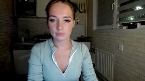 miss_you20 online show from September 2025 07:14:02 PM