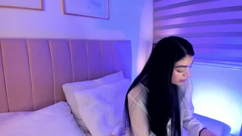 Snapshot of missariadnaa chatting on April 2026 12:19:02 PM Ariadna Ruiz online show from April 2026 12:19:02 PM