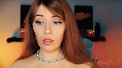 Snapshot of missbeverlymills chatting on November 2025 02:56:02 AM The divine Beverly online show from November 2025 02:56:02 AM