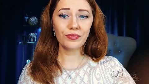 Snapshot of missbeverlymills chatting on April 2026 04:59:01 AM The divine Beverly online show from April 2026 04:59:01 AM