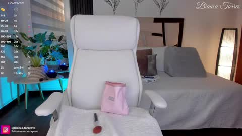 Snapshot of missbianca1 chatting on February 2025 11:15:01 PM Bianca Torres online show from February 2025 11:15:01 PM