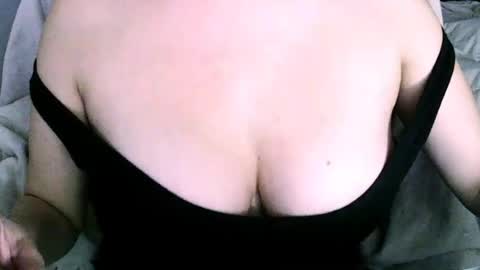 Snapshot of missbiny chatting on June 2026 09:02:03 PM Avamlash online show from June 2026 09:02:03 PM