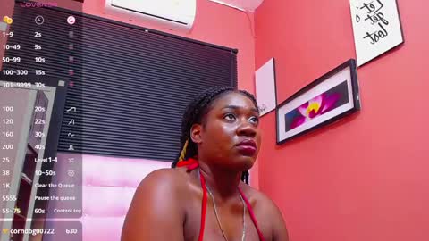 Snapshot of missbnasty_ chatting on February 2025 03:56:01 AM Miss Evelyn online show from February 2025 03:56:01 AM