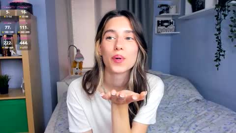 Snapshot of misschaotic_ chatting on September 2025 07:34:01 AM Shelley online show from September 2025 07:34:01 AM