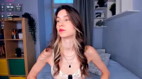 Shelley online show from November 2025 07:47:01 AM