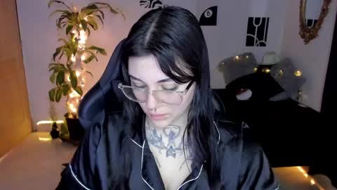 Snapshot of misscharlottte_18 chatting on December 2024 05:22:01 PM Missy Charlottte.  Hey remember to give me a thumbs up ty online show from December 2024 05:22:01 PM