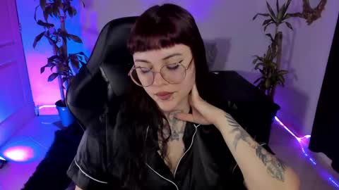 Snapshot of misscharlottte_18 chatting on March 2025 04:34:02 AM Missy Charlottte.  Hey remember to give me a thumbs up ty online show from March 2025 04:34:02 AM