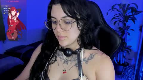 Snapshot of misscharlottte_18 chatting on October 2025 04:05:01 AM Missy Charlottte.  Hey remember to give me a thumbs up ty online show from October 2025 04:05:01 AM