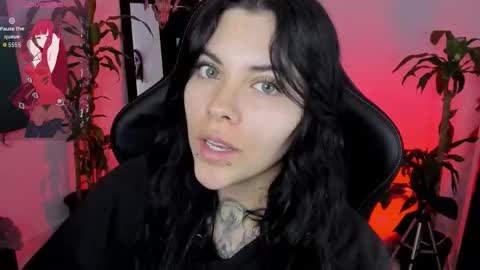 Missy Charlottte.  Hey remember to give me a thumbs up ty online show from December 2025 03:01:02 AM