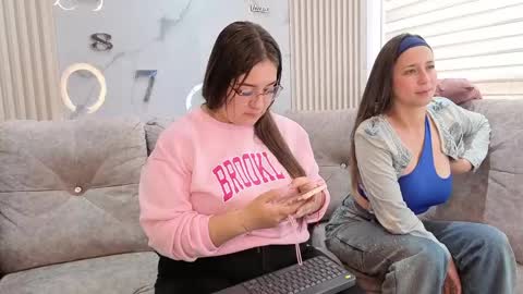 Snapshot of misscheelsee_as chatting on April 2026 01:28:01 PM misscheelsee_as online show from April 2026 01:28:01 PM