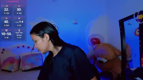 Chelsea online show from November 2025 12:27:01 PM