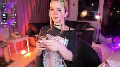 Snapshot of misschloe__ chatting on December 2024 12:19:02 AM Chloe freelance model Please your thumbs up are important online show from December 2024 12:19:02 AM