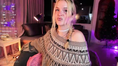 Snapshot of misschloe__ chatting on December 2024 02:13:02 AM Chloe freelance model Please your thumbs up are important online show from December 2024 02:13:02 AM