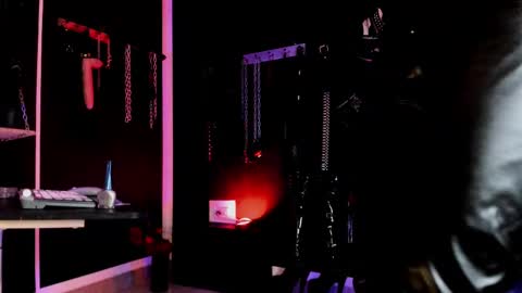 Missdarklady online show from September 2025 11:07:01 PM