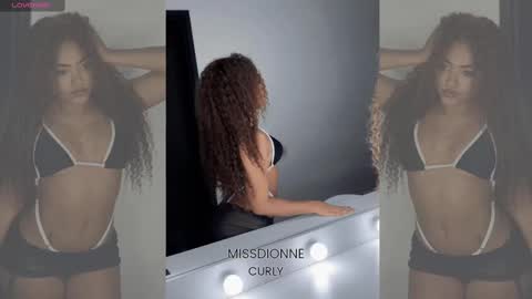 Snapshot of missdionne__curly chatting on October 2025 11:11:01 AM DIONNE online show from October 2025 11:11:01 AM