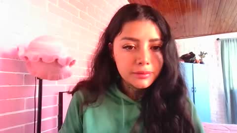 melodie  online show from September 2025 02:08:01 PM