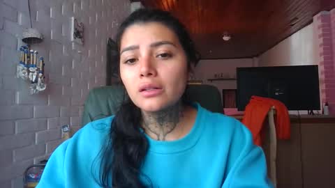 melodie  online show from November 2025 04:55:01 PM