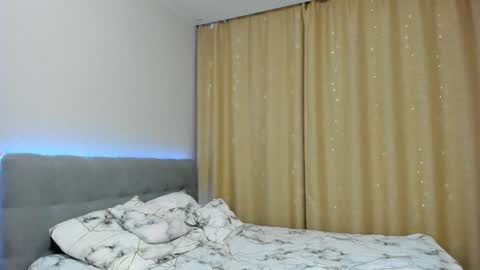 Hello dear my name Elisa online show from December 2024 03:21:02 AM