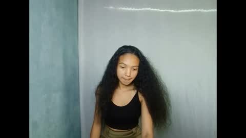 Snapshot of missfireangel chatting on April 2026 07:17:02 AM MadagascarQueen online show from April 2026 07:17:02 AM