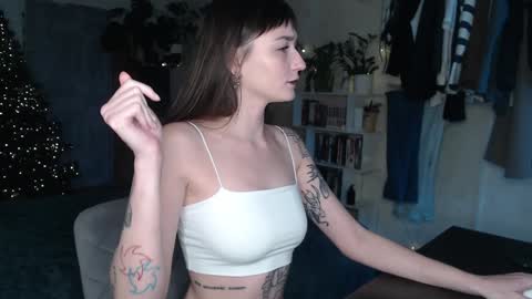 missfiti online show from December 2024 11:44:01 AM