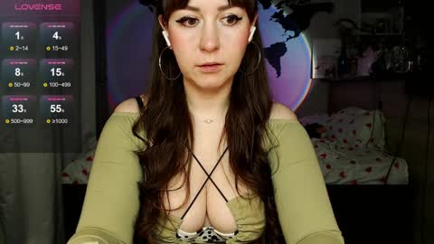 Snapshot of missgenevaonceagain chatting on April 2026 10:22:02 PM G online show from April 2026 10:22:02 PM