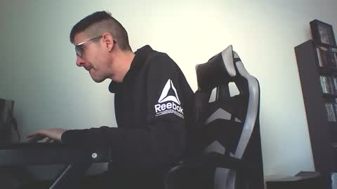 SperminatoR online show from November 2025 07:30:02 AM