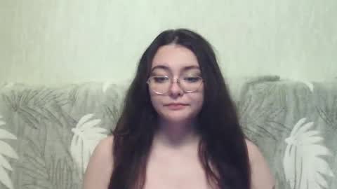 Snapshot of missis_mona chatting on December 2024 01:29:02 AM missis mona online show from December 2024 01:29:02 AM