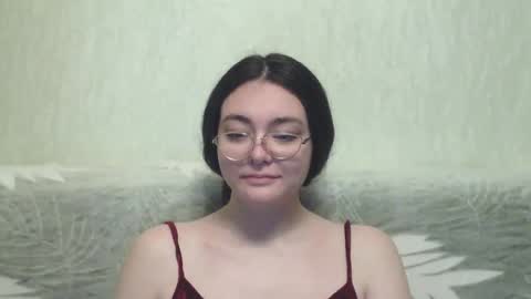 Snapshot of missis_mona chatting on January 2025 06:27:02 PM missis mona online show from January 2025 06:27:02 PM