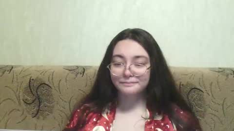 Snapshot of missis_mona chatting on March 2025 08:21:02 PM missis mona online show from March 2025 08:21:02 PM