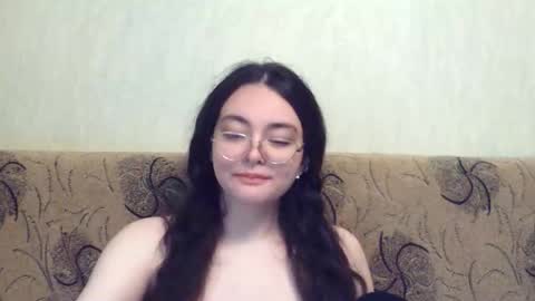 Snapshot of missis_mona chatting on September 2025 11:32:01 AM missis mona online show from September 2025 11:32:01 AM