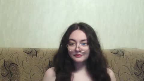 Snapshot of missis_mona chatting on November 2025 09:25:02 PM missis mona online show from November 2025 09:25:02 PM