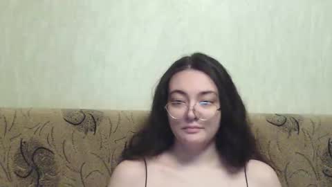 Snapshot of missis_mona chatting on November 2025 02:35:01 AM missis mona online show from November 2025 02:35:01 AM