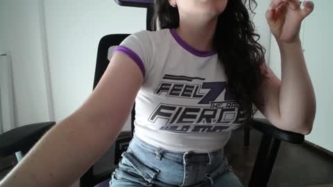 Ivana online show from January 2025 08:04:01 PM