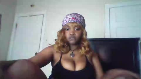 Snapshot of missjayxoxo chatting on April 2026 08:10:01 PM Jay online show from April 2026 08:10:01 PM