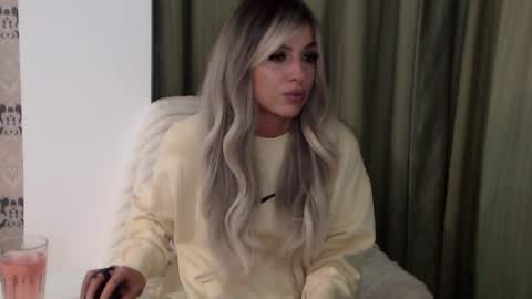 Snapshot of missjenny7 chatting on September 2025 06:42:02 PM MissJenny7 online show from September 2025 06:42:02 PM