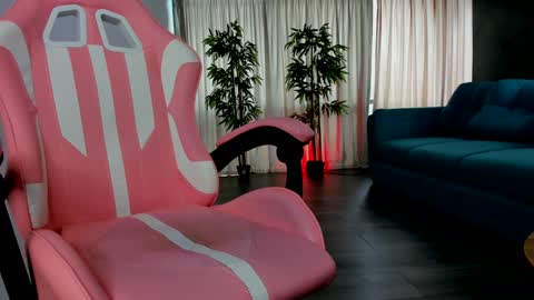 Snapshot of misskiarra chatting on January 2025 11:12:02 AM misskiarra online show from January 2025 11:12:02 AM