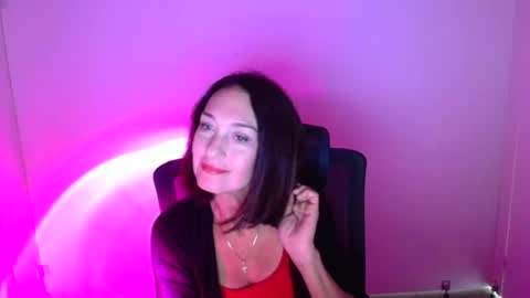 Christina online show from October 2025 11:18:02 AM