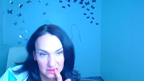 Snapshot of misskristyyy chatting on April 2026 02:14:02 PM Christina online show from April 2026 02:14:02 PM