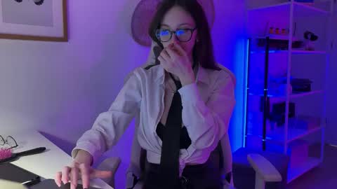 Snapshot of misslalii chatting on March 2026 07:02:02 PM misslalii online show from March 2026 07:02:02 PM