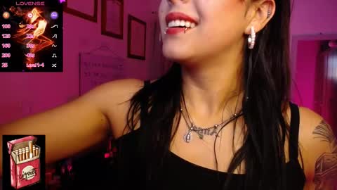 Snapshot of misslana_wn chatting on October 2025 10:10:01 PM LanaLul online show from October 2025 10:10:01 PM