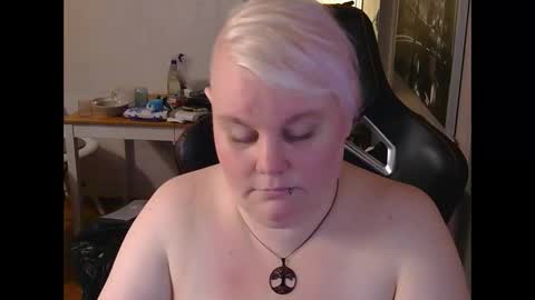 misslj90 online show from June 2026 08:02:02 PM