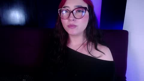 Miss Loise online show from December 2024 03:46:01 PM