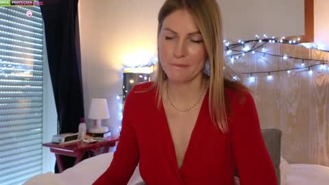 Misslucci online show from December 2024 11:10:01 AM