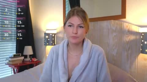 Misslucci online show from March 2026 09:05:01 AM