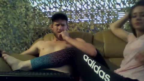 4bdn couple online show from February 2025 12:36:01 PM