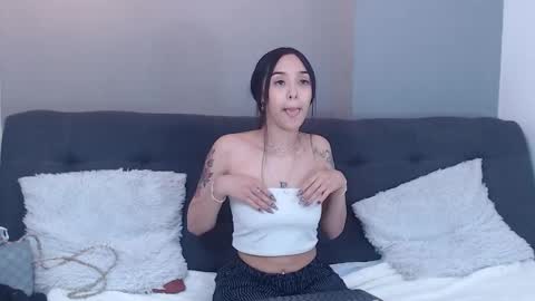 Snapshot of missmelody_jk chatting on November 2025 03:57:02 PM Miss Melody online show from November 2025 03:57:02 PM