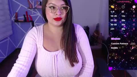 Miia online show from January 2025 06:17:02 PM